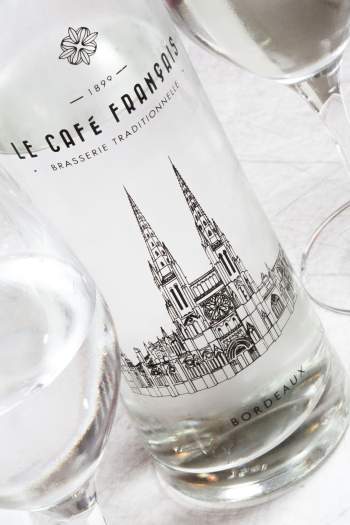 verre le cafe francais bordeaux cathedrale